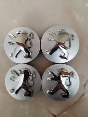 Peugeot 5008 din 2010 - imagine 12