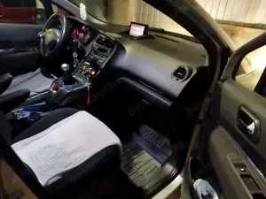 Peugeot 5008 din 2010 - imagine 3