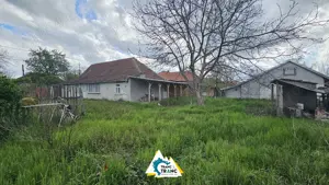 Casă cu 2 camere în stil tradițional, în Iratoșu - imagine 9