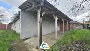 Casă cu 2 camere în stil tradițional, în Iratoșu - imagine 7