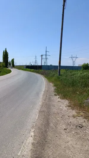 Teren - 7,1 ha -  cat. Intravilan curți - construcții. - imagine 5