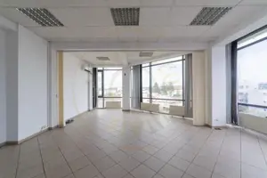 Inchiriere Spatiu Comercial - Locație excelentă - Bld. Republicii 4, Pitesti! - imagine 3