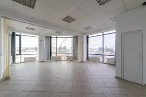 Inchiriere Spatiu Comercial - Locație excelentă - Bld. Republicii 4, Pitesti! - imagine 2