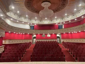 angajam Tapiteri sau Muncitori Necalificati