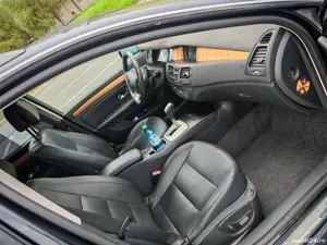 Renault laguna 3 2.0 turbo benzina Initiale Paris  - imagine 3