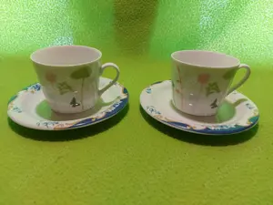 Cescute pentru cafea cu farfurii, buc = 7 - imagine 3