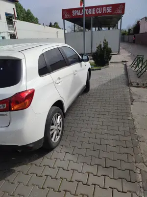 Vând  Mitsubishi ASX - imagine 9