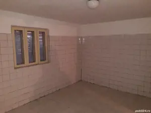 Casă plus  spati comerciale industriale si anexe 1000 de metri pătrați constribil plus teren 19 ari  - imagine 7