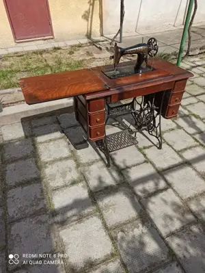 Vând mașina de cusut  - imagine 3