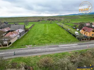 Teren strategic pentru dezvoltare si investitie, 8.000 mp intravilan valoros, Sanzieni, Covasna - imagine 3