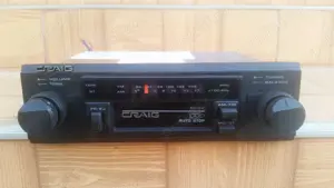 Casetofon auto retro anii 80