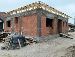 Casa individuala-3 camere-Toate utilitatile-Asfalt-STB-Mutare rapida - imagine 18