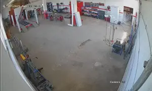 Hală de vanzare cu birouri si teren aferent - imagine 5