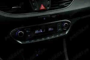 HYUNDAI i30 Fastback 1.4 GDI 140 CP 7DCT EXCLUSIVE, AN 2019, 38.000 km - imagine 10