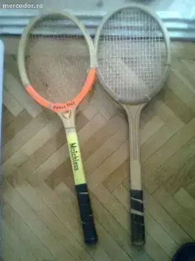 Vind palete rachete tenis de cimp   camp, Germania 100 lei bucata