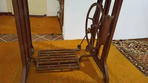 Mașină de cusut Ileana, Cugir - imagine 5