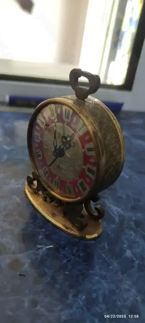 Ceas de masa , mecanic ,  Swiza - imagine 2