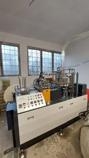 Masina de facut pahare 7 oz