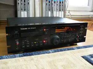 DAT Profesional Tascam da 30 mk2