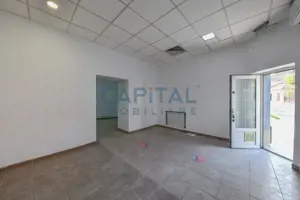 Spatiu comercial de inchiriat, 44mp, vad pietonal si auto, Comision 0% - imagine 3