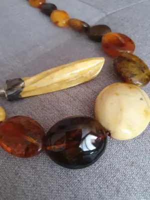 Colier urias de chihlimbar natural ambra si amuleta antica argint - imagine 4