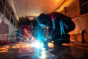 Angajam Sudor Salariu 5000-6000 