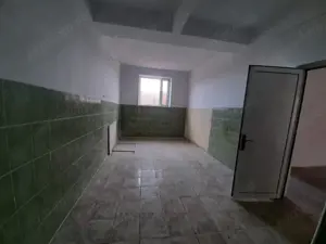 CLADIRE COMERCIALA SUB 300 EURO MP UTIL - imagine 3