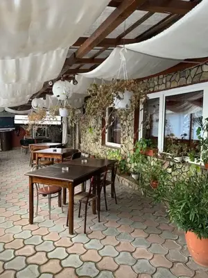Restaurant pensiune de vanzare, loc. Margineni jud. Bacau - imagine 4