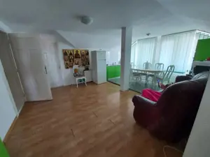 Vila de vanzare, 12 camere, zona Nord, Bacau - imagine 6