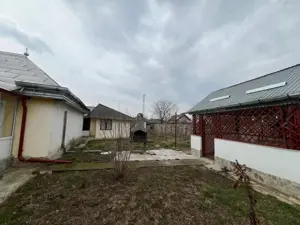 Casa de vanzare in Dumbrava Bacau cu 1100 mp  - imagine 11
