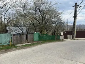 Breaza - str. Plaiului, teren 1400 mp - imagine 3