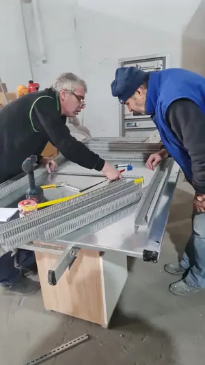 Angajez  electricieni  - imagine 3