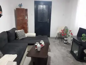 Vanzare Casa caramida, suprafata este de 200.mp., mobilata si utilata str. Grivitei - Pictor T Aman - imagine 3