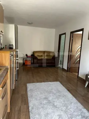 Vanzare apartamenr 2 camere zona Florilor