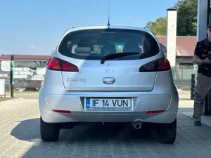 Vând Mitsubishi Colt 1,3 benzina CZT an fabricație 2007 si are 176430  km reali - imagine 2