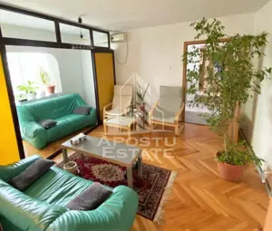 Apartament 3 Camere Centrala Proprie Zona Sagului