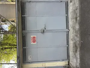 Vând garaj din beton str Moldovei