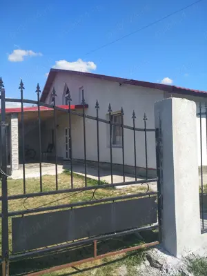 Casa de vinzare in Com. Cefa
