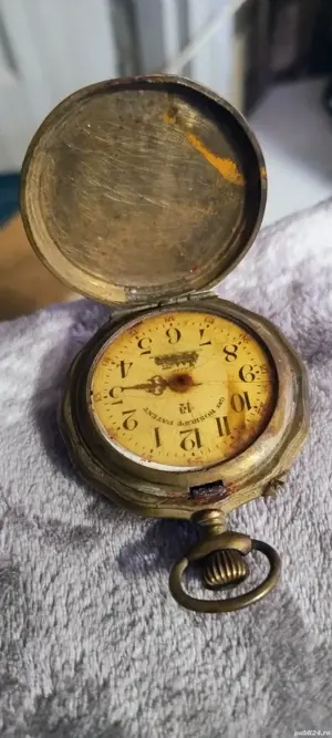 Ceas foarte vechi  - imagine 2