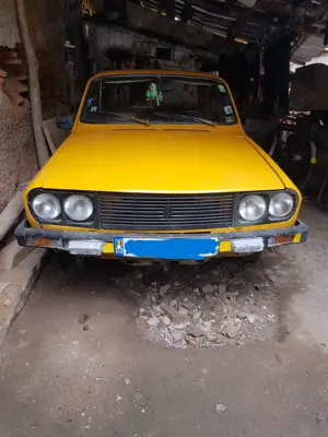 Vand autoturism Dacia 1300 an 1983