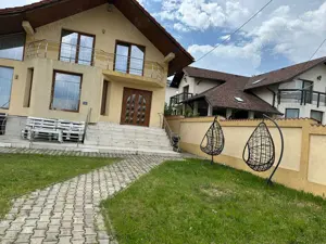 Casa de vanzare zona targul saptamanal - imagine 3