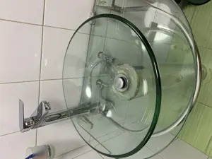 Chiuveta baie sticlă pe picior 