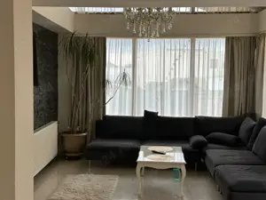 Casa de vanzare zona targul saptamanal - imagine 12