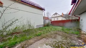 Tur 3D! Casa ergonomica,doua gradini,acces facil,oportunitate accente,Sacele,Brasov. - imagine 2