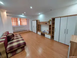 Inchiriez apartament cu 2 camere decomandat 
