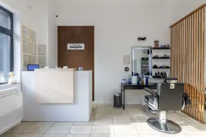 Vand afacere la cheie salon infrumusetare - imagine 4