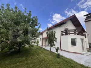 Casa individuala de vanzare, cu 6 camere, 110 mp, zona Calea Dumbravii