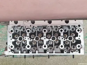 Chiuloasa  si Bloc  MOTOR 2.0 tdi CRL 823425  - imagine 3