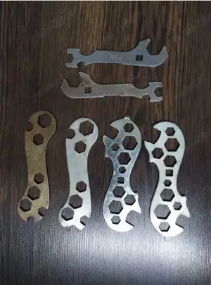 Cheie multifunctionala Bicicleta   Accesorii   Manometru 