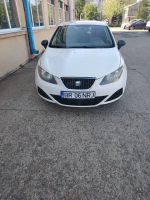 vand Seat Ibiza 2010-benzina 1,2 - imagine 2 vand Seat Ibiza 2010-benzina 1,2 - imagine 2